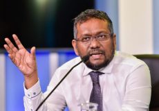 އިކޮނޮމިކް މިނިސްޓަރު ފައްޔާޒު އިސްމާއިލް