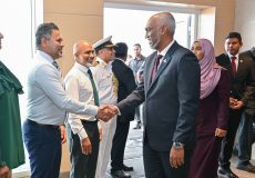 އިންޑިއާއަށް ކުރެއްވި ދަތުރުފުޅު ނިންމަވާލެއްުވުމަށްފަހު ރައީސް ރާއްޖެ ވަޑައިގެންފި: ފޮޓޯ: ރައީސް އޮފީސް