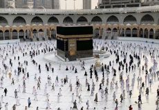 Hajj-pilgrims-prayer-makkah-5