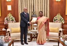 ރައީސް މުއިއްޒު އިންޑިއާގެ ރައީސްއާ ބައްދަލު ކުރެއްވުން: ފޮޓޯ: ރައީސް އޮފީސް