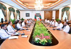 ވަޒީރުންގެ މަޖިލީހުގެ ބައްދަލުވުމެއްގެ ތެރެއިން: ފޮޓޯ: ރައީސް އޮފީސް