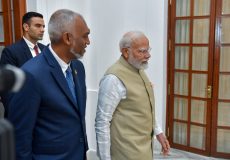 ރައީސް ޑރ. މުހައްމަދު މުއިއްޒު، އިންޑިއާގެ ބޮޑުވަޒީރު ނަރެންދުރަ މޯދީ އާ މިއަދު ސަލާމް ކުރައްވަނީ. --- ފޮޓޯ: ރައީސް އޮފީސް