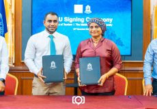 ހުޅިމެންދޫގައ ފަސްތަރީގެ ރިސޯޓެއް ތަރައްގީކުރުމަށް އެއްބަސްވުމުގައި ސޮއިކުރުން. ފޮޓޯ/ ވަގުތު